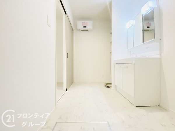 交野市郡津３丁目　新築一戸建て　２号棟