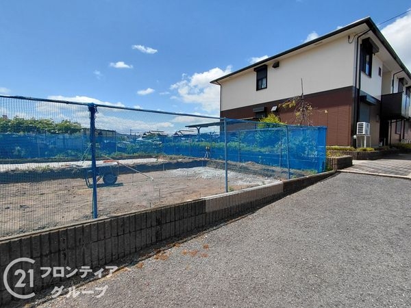 交野市郡津３丁目　新築一戸建て　２号棟