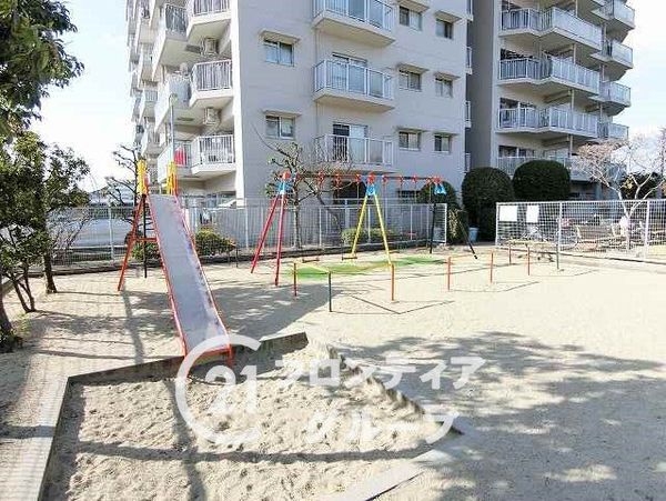 日光ハイツ香里第５　中古マンション