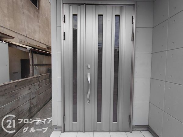 枚方市香里園東之町　中古一戸建て