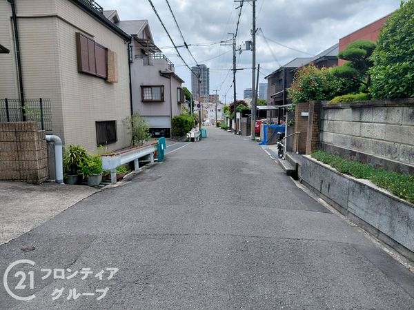 枚方市香里園東之町　中古一戸建て