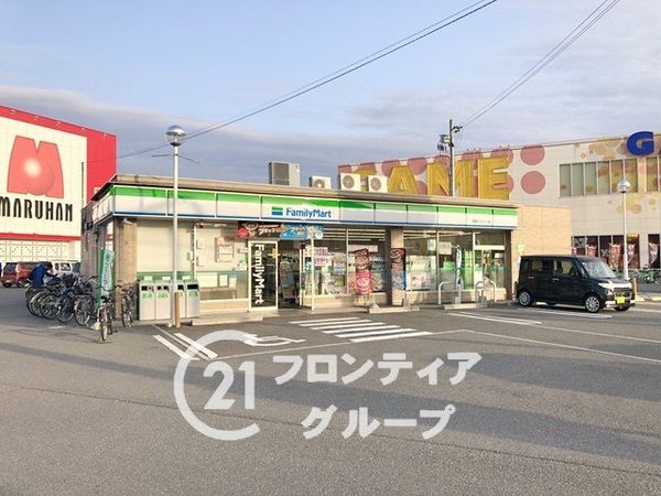 寝屋川市石津中町　新築一戸建て　３期　全１区画(ファミリーマート寝屋川マルハン店)