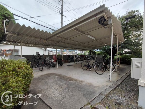 香里三井Ｊ住宅90号棟　中古マンション