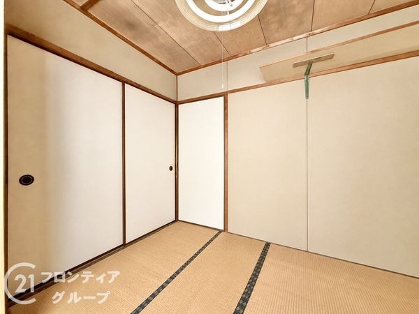 香里三井Ｊ住宅90号棟　中古マンション