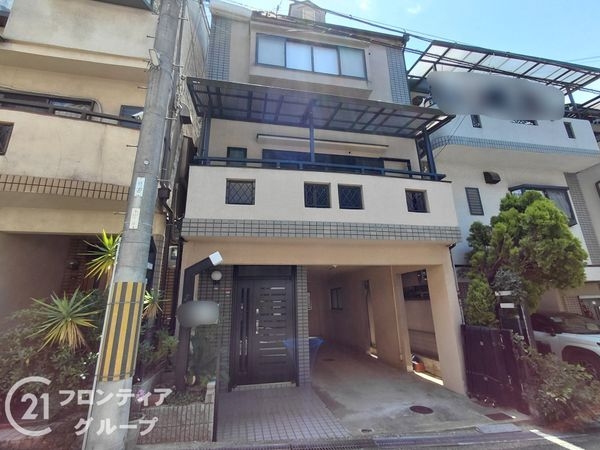 枚方市高野道１丁目の中古一戸建て