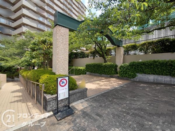 グリーンタウン香里ケ丘Ｂ棟　中古マンション