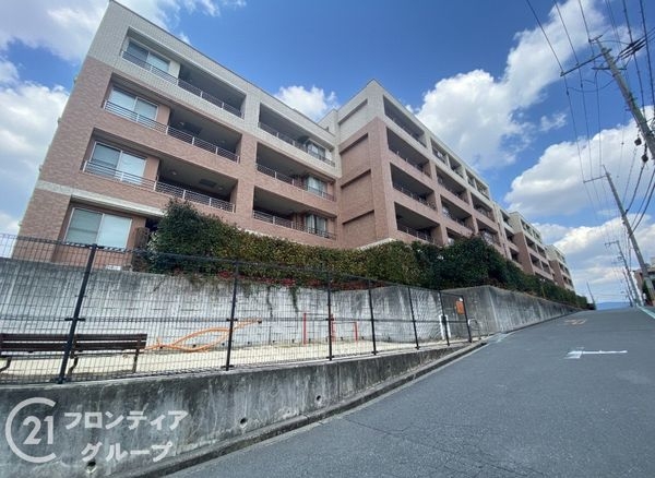 サンメゾン枚方朝日丘かえで館　中古マンション