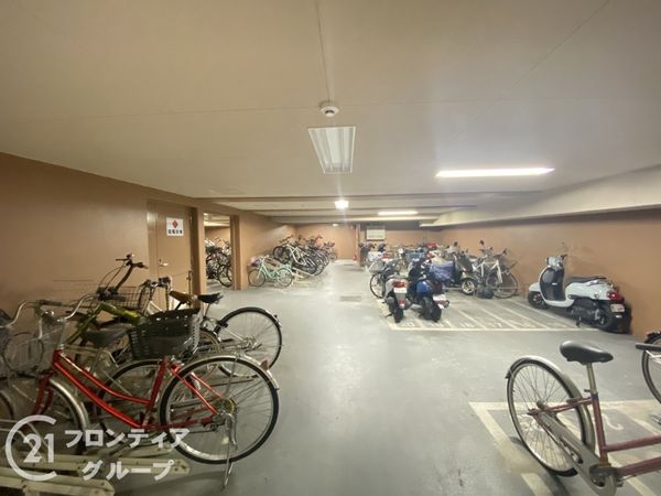 サンメゾン枚方朝日丘かえで館　中古マンション