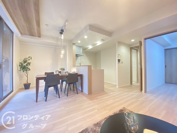 サンメゾン枚方朝日丘かえで館　中古マンション