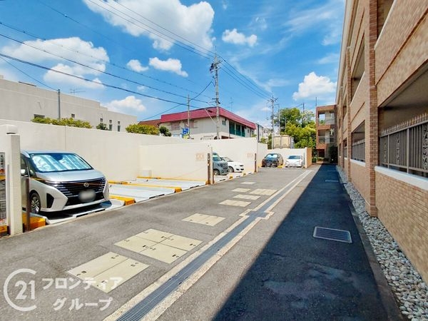 プラネスーペリア香里　中古マンション