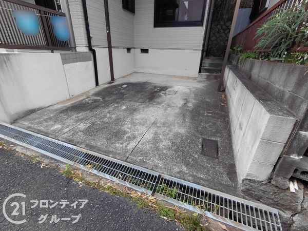寝屋川市太秦緑が丘の中古一戸建て