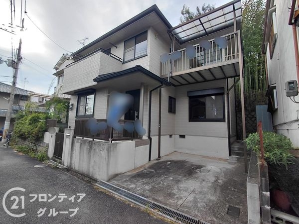 寝屋川市太秦緑が丘の中古一戸建て