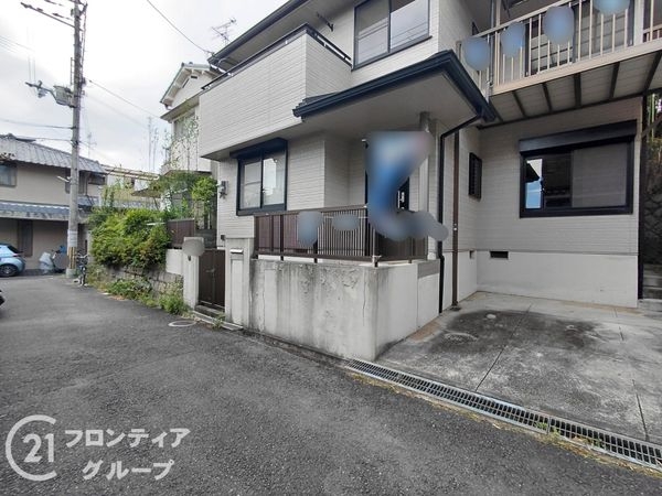 寝屋川市太秦緑が丘の中古一戸建て