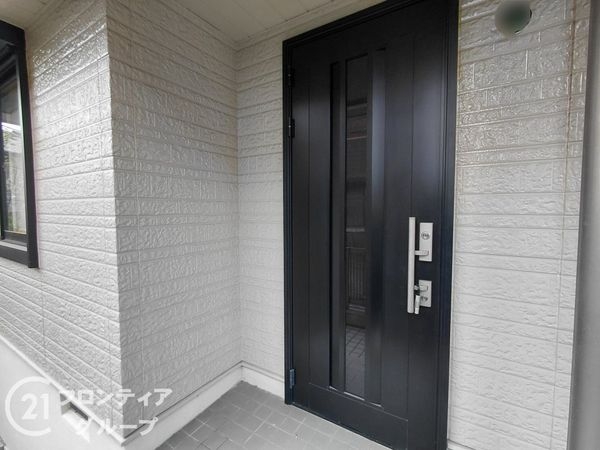 寝屋川市太秦緑が丘　中古一戸建て