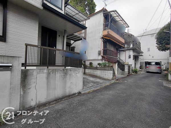 寝屋川市太秦緑が丘の中古一戸建て