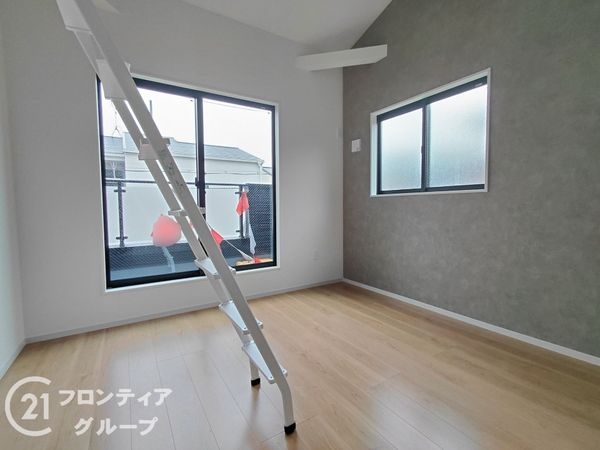 枚方市伊加賀栄町　新築一戸建て　全１区画