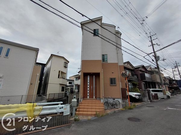 枚方市甲斐田新町の中古一戸建て
