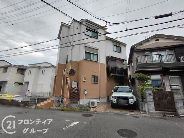 枚方市甲斐田新町の中古一戸建て