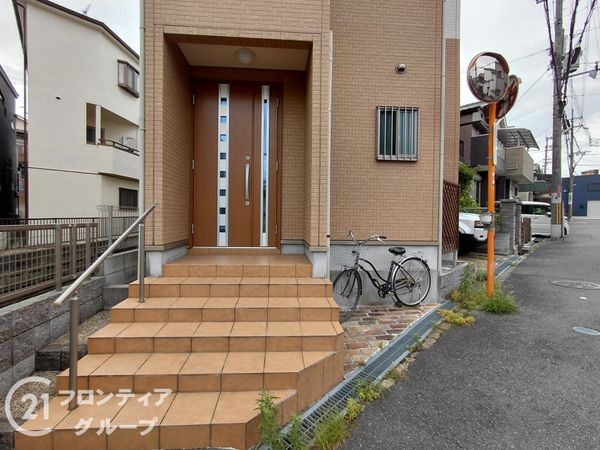 枚方市甲斐田新町の中古一戸建て