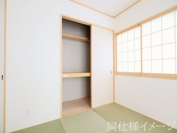 枚方市招提大谷３丁目　新築一戸建て　３号棟