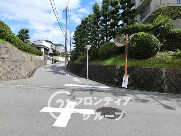 日商岩井香里ケ丘マンション　中古マンション