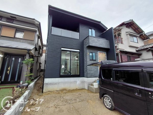 寝屋川市成田東が丘　新築一戸建て　１期　１号棟