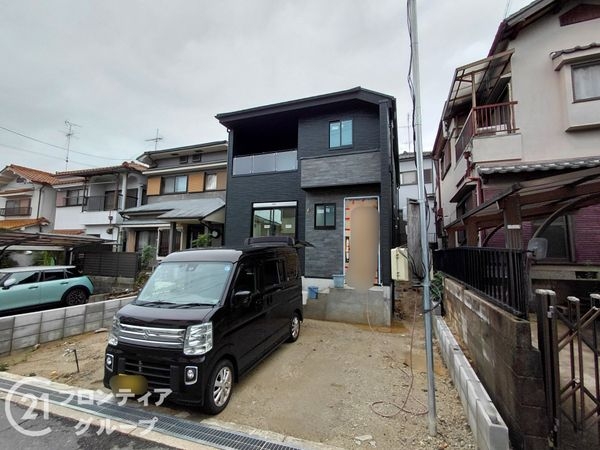 寝屋川市成田東が丘　新築一戸建て　１期　１号棟