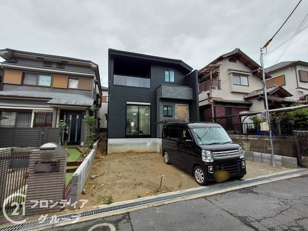 寝屋川市成田東が丘　新築一戸建て　１期　１号棟
