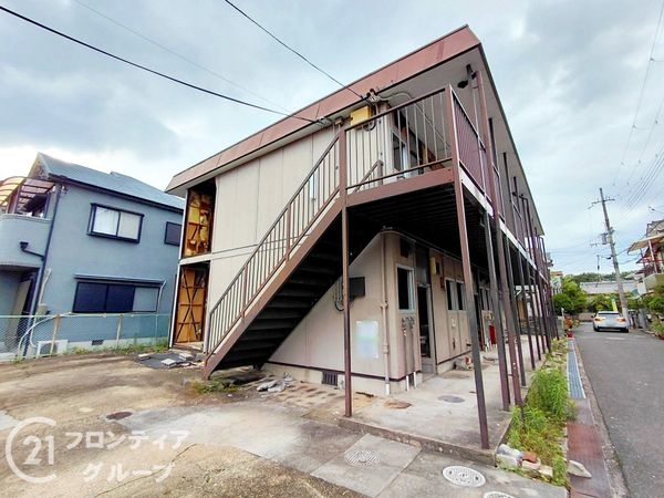 枚方市上島町　新築一戸建て　１期　２号棟