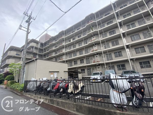 日商岩井香里ケ丘マンション　中古マンション
