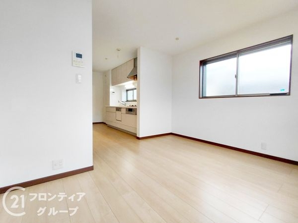 寝屋川市錦町　中古一戸建て