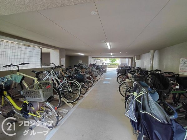 オークヒルズ香里弐番館　中古マンション