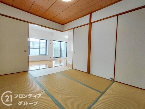 オークヒルズ香里弐番館　中古マンション
