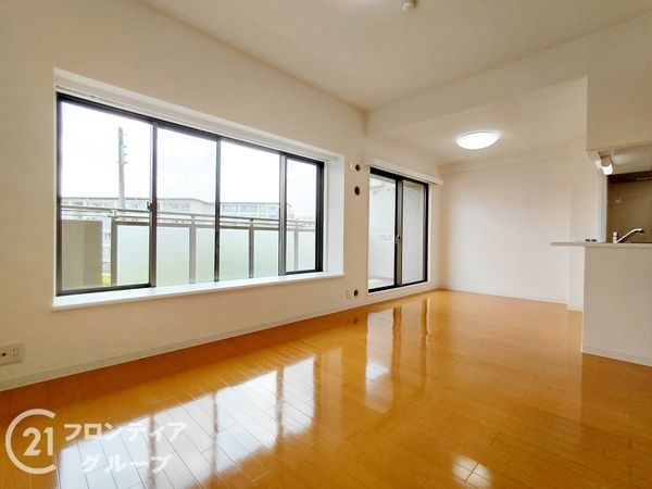 オークヒルズ香里弐番館　中古マンション