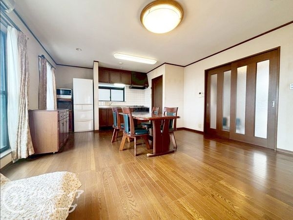 寝屋川市川勝町の中古一戸建て