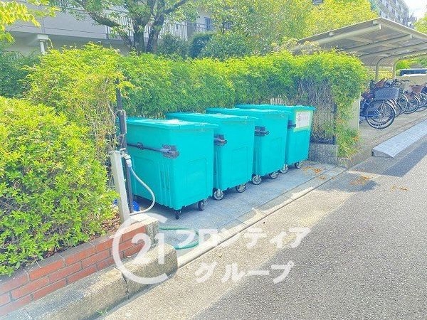 労住まきのハイツ３号棟　中古マンション