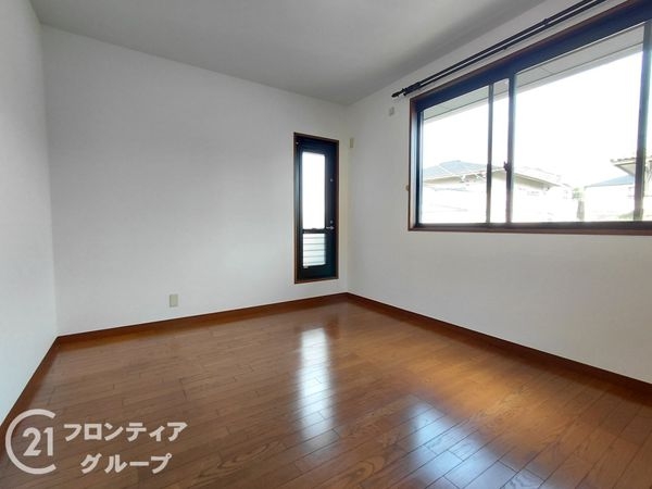 枚方市山之上西町の中古一戸建て