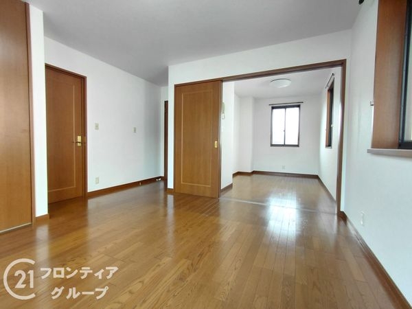 枚方市山之上西町の中古一戸建て