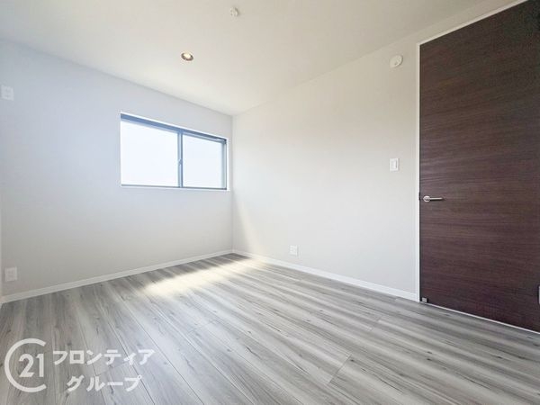 枚方市出口５丁目　新築一戸建て