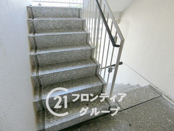 藤阪ハイツD４棟　中古マンション