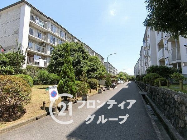 藤阪ハイツD４棟　中古マンション
