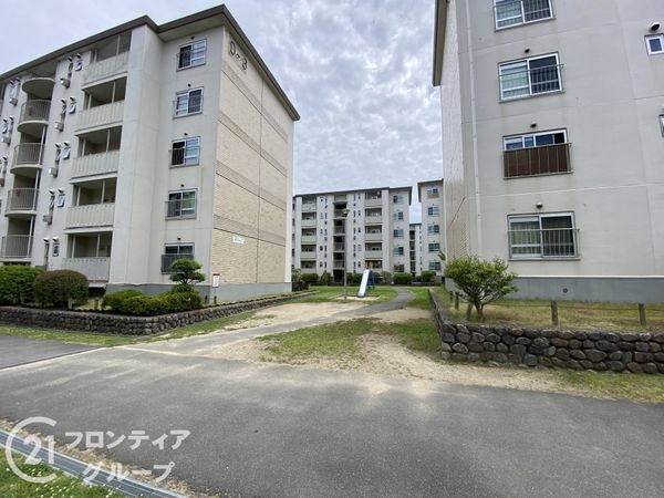 藤阪ハイツD４棟　中古マンション
