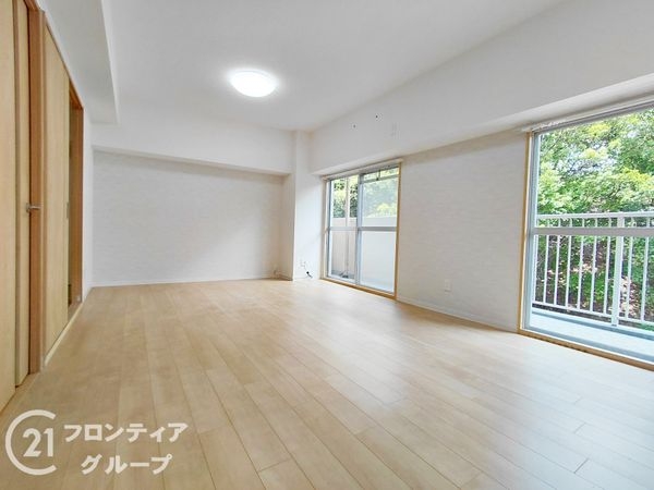 グリーンタウン香里ヶ丘Ａ棟　中古マンション