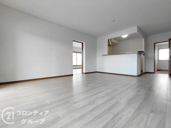 グリーンタウン東香里マンションＣ棟　中古マンション