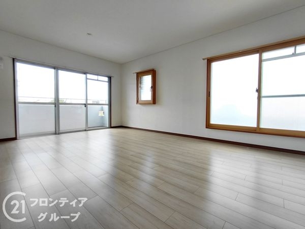グリーンタウン東香里マンションＣ棟　中古マンション