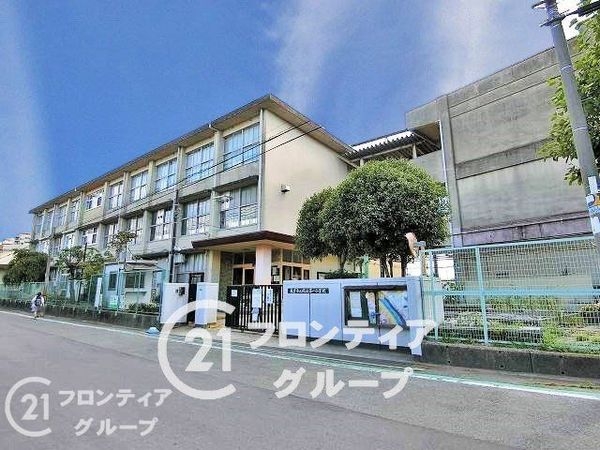 枚方市御殿山町　新築一戸建て　１期　2号棟(枚方市立殿山第一小学校)