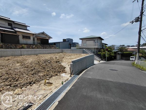 枚方市香里ケ丘１丁目　新築一戸建て　３期　１号棟