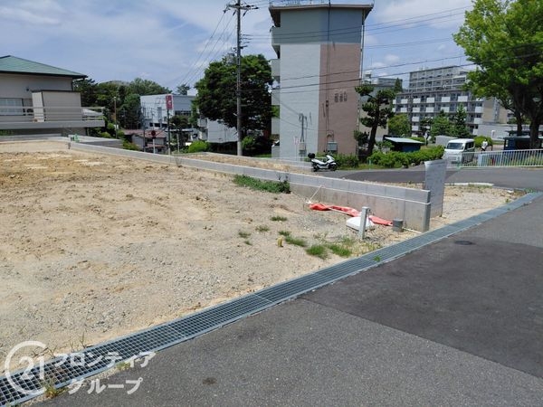 枚方市香里ケ丘１丁目　新築一戸建て　３期　１号棟
