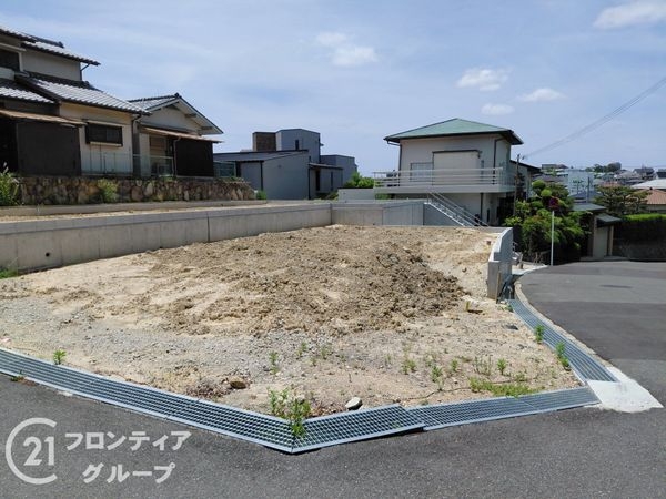 枚方市香里ケ丘１丁目　新築一戸建て　３期　１号棟