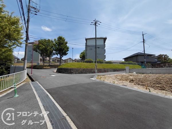 枚方市香里ケ丘１丁目　新築一戸建て　３期　１号棟